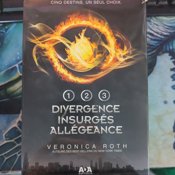 Divergence Trilogy Book Set - Picture 2 of 4